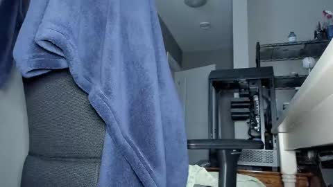 WillySkynn online show from October 2025 04:02:01 AM