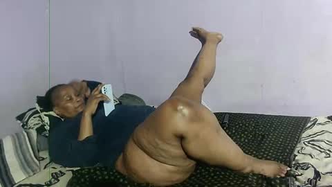 wilmaassylum online show from January 2025 01:03:01 PM