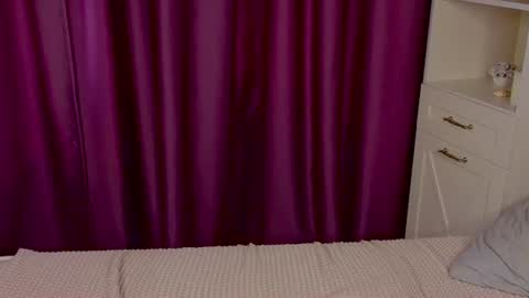 Snapshot of wilonebute chatting on June 2026 05:12:01 AM Mary online show from June 2026 05:12:01 AM