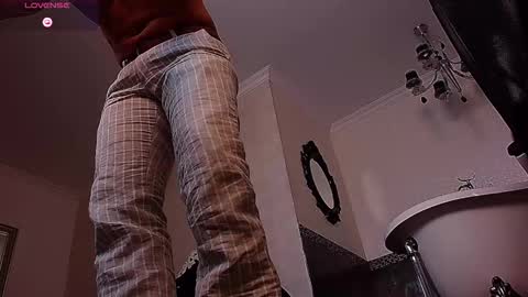 WilsonJules online show from September 2025 04:39:02 AM