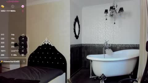 WilsonJules online show from October 2025 05:08:01 AM