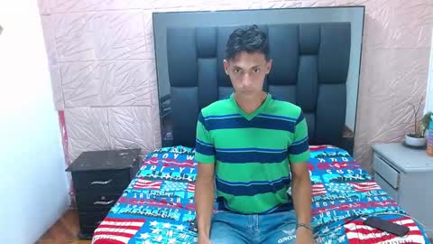 Wiltom online show from October 2025 04:03:02 AM