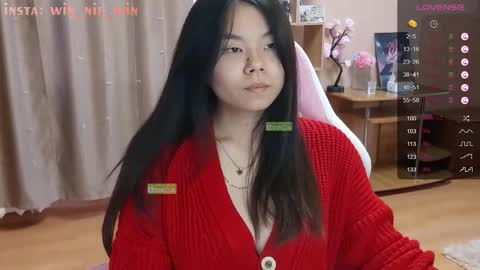 Snapshot of win_nie chatting on September 2025 06:04:02 AM Winnie online show from September 2025 06:04:02 AM