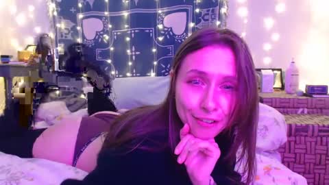 Eevie online show from December 2024 11:51:01 PM