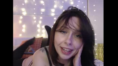 Eevie online show from February 2025 01:46:02 AM