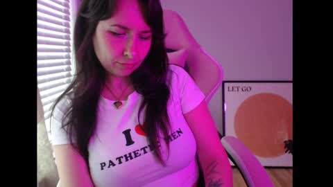 Eevie online show from September 2025 11:48:01 PM