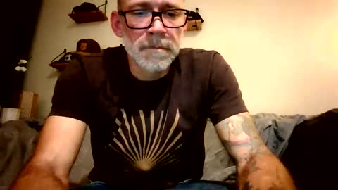 wingnutt765733 online show from February 2026 07:10:02 AM