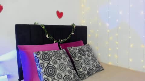 Wini Fer online show from January 2025 12:04:02 PM