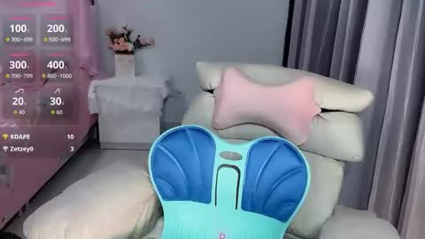 CN WEIWEI online show from November 2025 02:36:01 AM