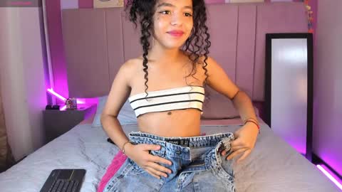  Winnifer Gonzalez  online show from December 2024 09:18:02 AM