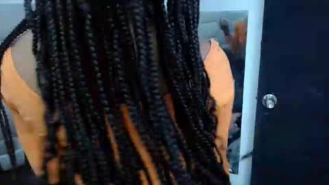 Snapshot of winnybarness chatting on November 2025 02:00:02 AM WinnyBarness online show from November 2025 02:00:02 AM