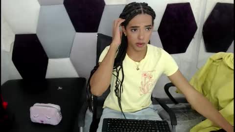 Snapshot of winnybarness chatting on December 2025 02:06:02 AM WinnyBarness online show from December 2025 02:06:02 AM