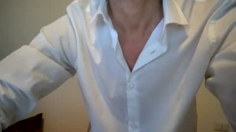 Snapshot of winston1414 chatting on July 2026 12:53:01 PM JanCloud online show from July 2026 12:53:01 PM