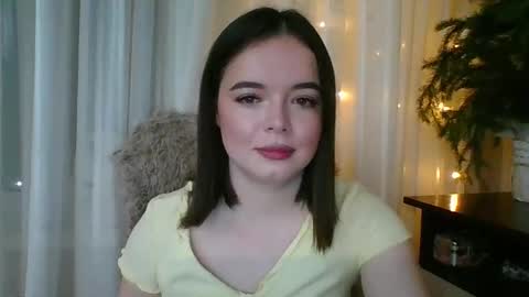 Emma  online show from December 2025 07:21:01 PM