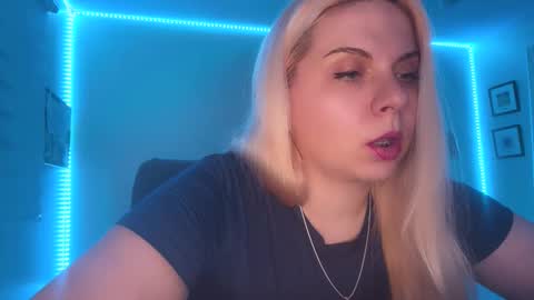 Snapshot of winter_miracle chatting on January 2026 08:08:02 AM Winter Miracle online show from January 2026 08:08:02 AM