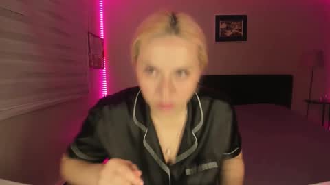 Snapshot of winter_miracle chatting on January 2026 01:16:01 PM Winter Miracle online show from January 2026 01:16:01 PM