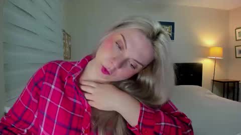 Snapshot of winter_miracle chatting on February 2026 06:33:02 AM Winter Miracle online show from February 2026 06:33:02 AM