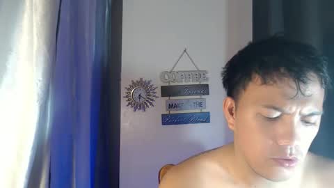 Snapshot of winwintot chatting on September 2025 07:52:02 AM Erwin and Michael online show from September 2025 07:52:02 AM