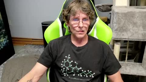 Snapshot of wirehead1970 chatting on September 2025 01:54:02 AM wirehead1970 online show from September 2025 01:54:02 AM