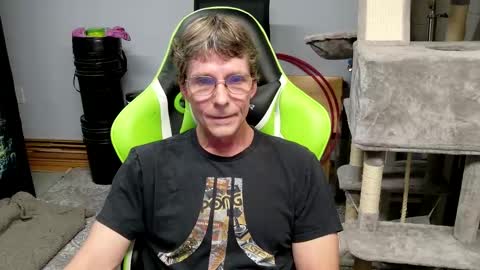 Snapshot of wirehead1970 chatting on October 2025 02:12:02 AM wirehead1970 online show from October 2025 02:12:02 AM