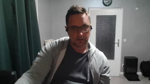 Snapshot of wirzwei8883 chatting on June 2026 06:10:02 PM Dirty online show from June 2026 06:10:02 PM