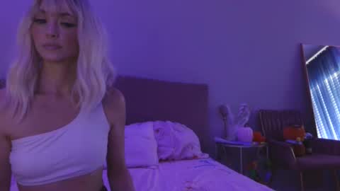 WishGoddes online show from September 2025 09:29:02 PM