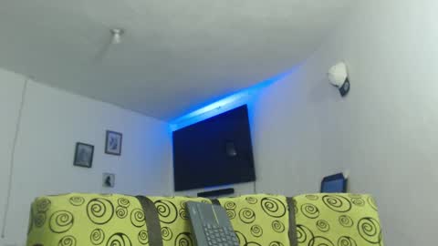 Ken online show from February 2025 09:10:01 PM