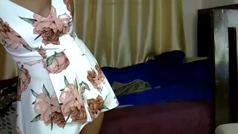 girlie o online show from March 2025 07:10:01 AM