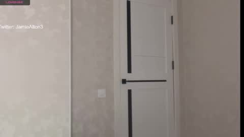 Wlademar online show from December 2025 02:50:02 AM