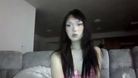 woajuju online show from March 2026 06:19:02 AM