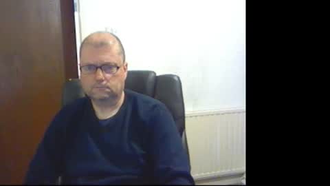 Snapshot of wobble444 chatting on April 2026 09:25:01 AM wobble444 online show from April 2026 09:25:01 AM