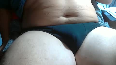 wolfoerl online show from October 2025 12:37:02 PM