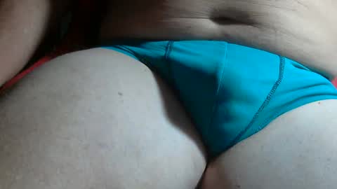 wolfoerl online show from October 2025 08:42:02 PM