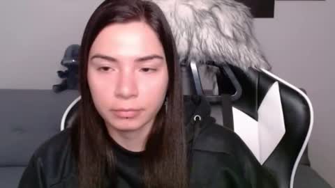 Alex online show from January 2025 02:43:01 AM