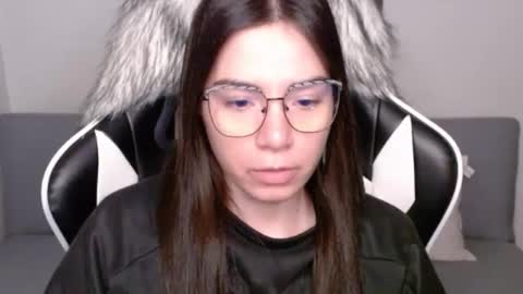 Alex online show from October 2025 03:15:02 AM