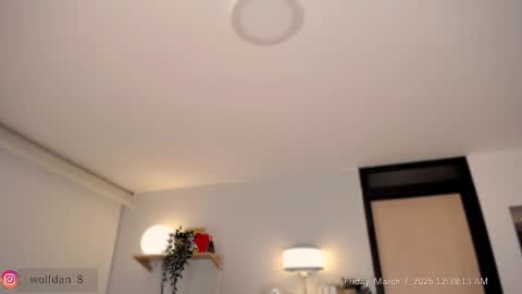   online show from March 2025 05:51:01 AM