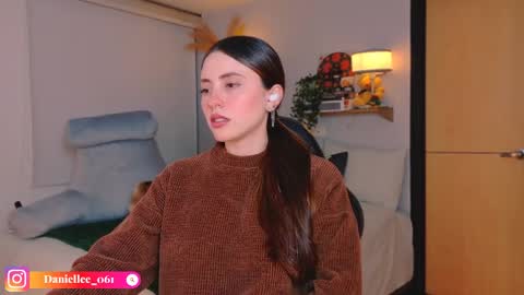   online show from April 2026 01:33:01 AM