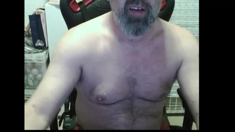 Snapshot of womenizzeer chatting on January 2026 12:48:02 AM Adam online show from January 2026 12:48:02 AM