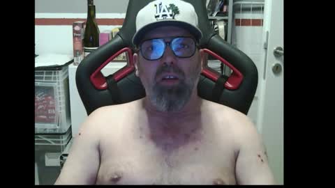 Snapshot of womenizzeer chatting on March 2026 05:20:01 PM Adam online show from March 2026 05:20:01 PM