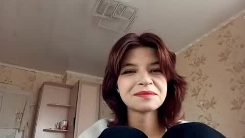 Kristi online show from April 2026 06:33:02 AM