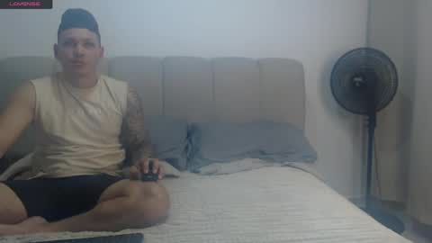 Sofia And Thomas online show from May 2026 04:40:01 AM
