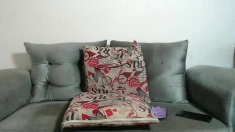 SHENIEL RODRIGUEZ online show from February 2025 02:29:02 AM