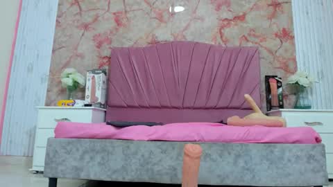 wonderkloe_ online show from January 2026 09:05:02 PM