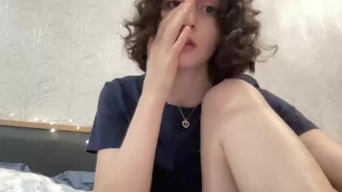 Stia online show from March 2025 01:40:02 PM