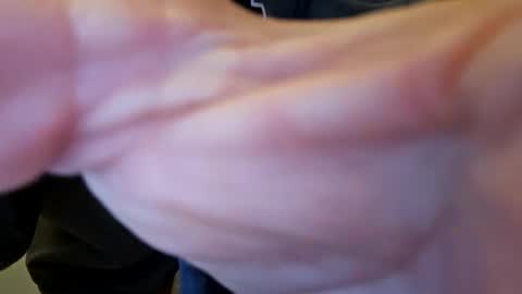 woodc71 online show from March 2026 11:46:02 AM