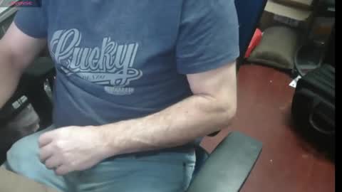 woodworker6473 online show from February 2025 11:19:02 PM