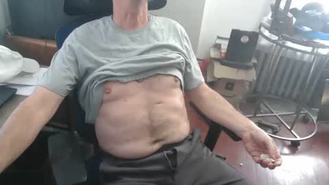 woodworker6473 online show from April 2026 02:11:01 PM