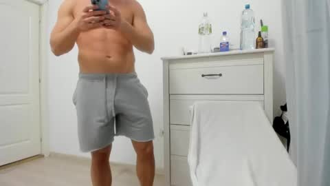 Wolfie online show from February 2025 08:13:02 PM