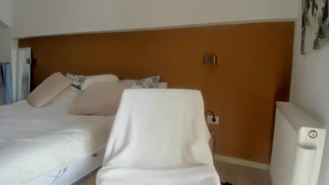 Wolfie online show from October 2025 07:31:02 AM