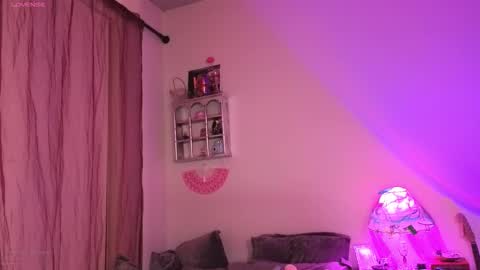 Snapshot of worship_nymphae chatting on October 2025 04:46:02 AM NYMPH online show from October 2025 04:46:02 AM